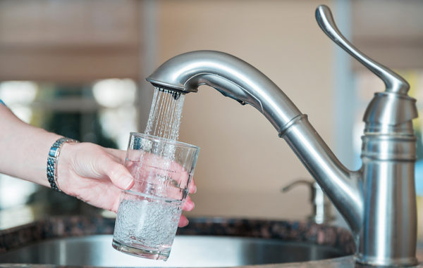 Microplastica nell’acqua potabile Microplastica nell’acqua potabile